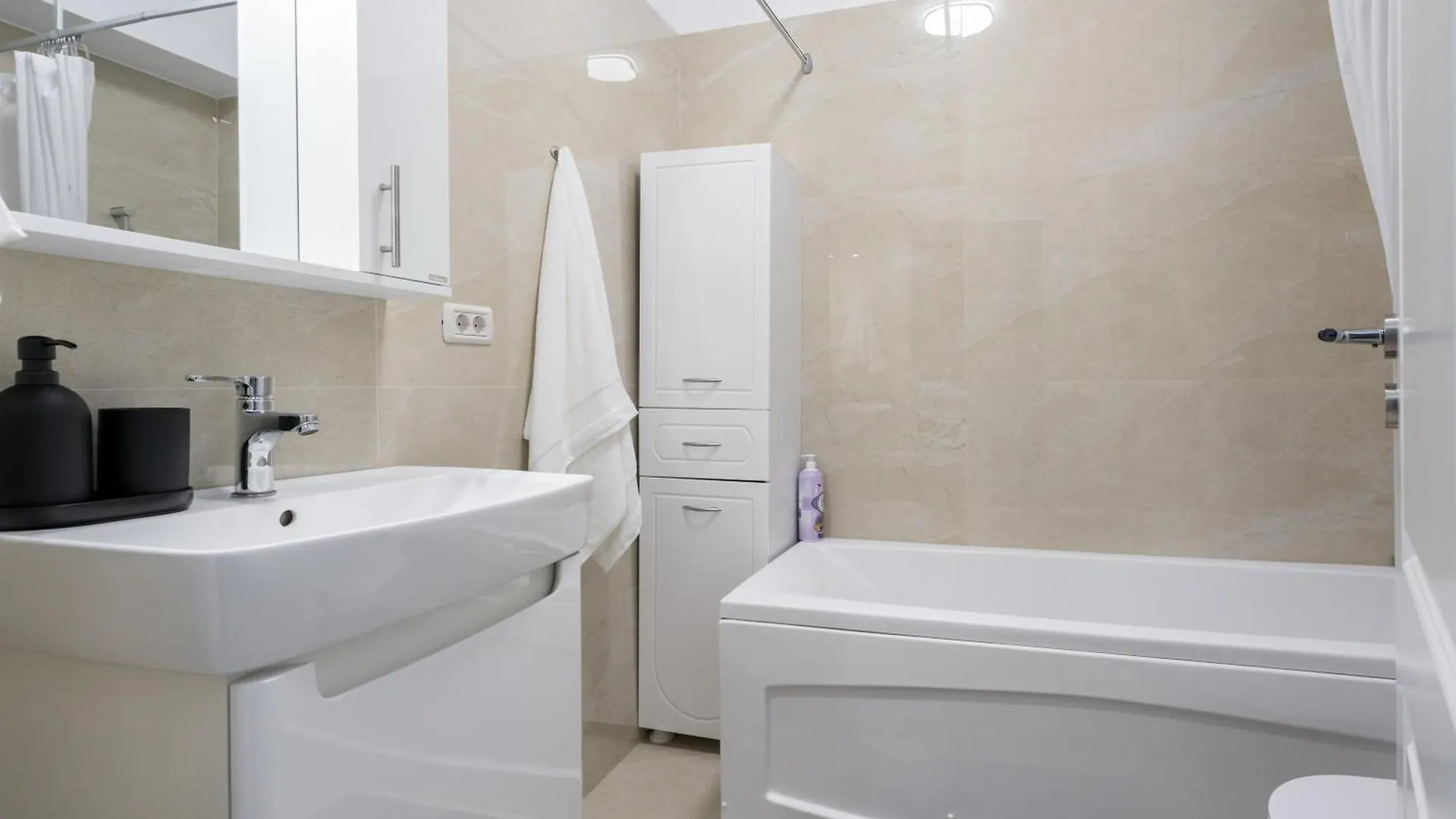 Central Residence Apartment 1025 Бухарест